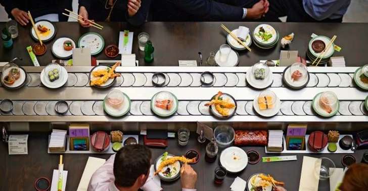 Food in Travel – The thing which is making train rides more interesting