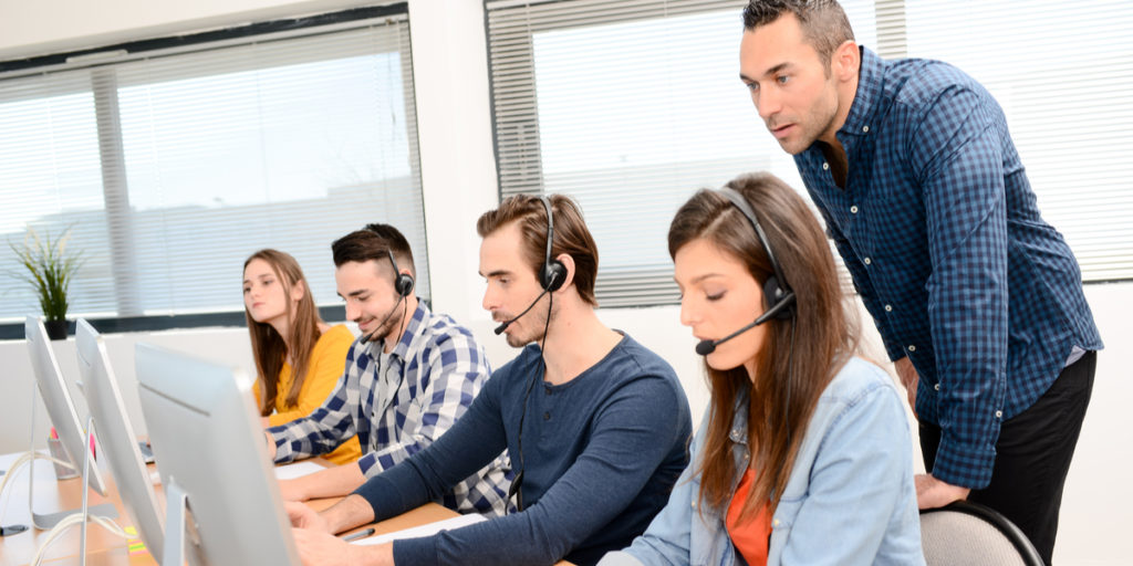How Important Call Center Software is for Manufacturing Industries?