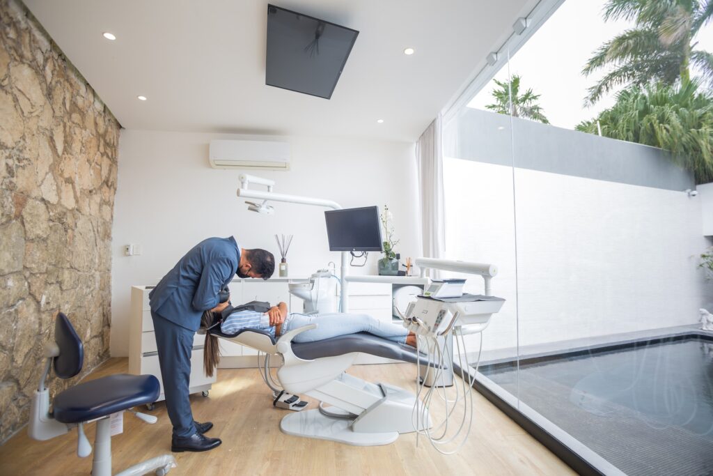 Services Your Dental Clinic Should Promise You